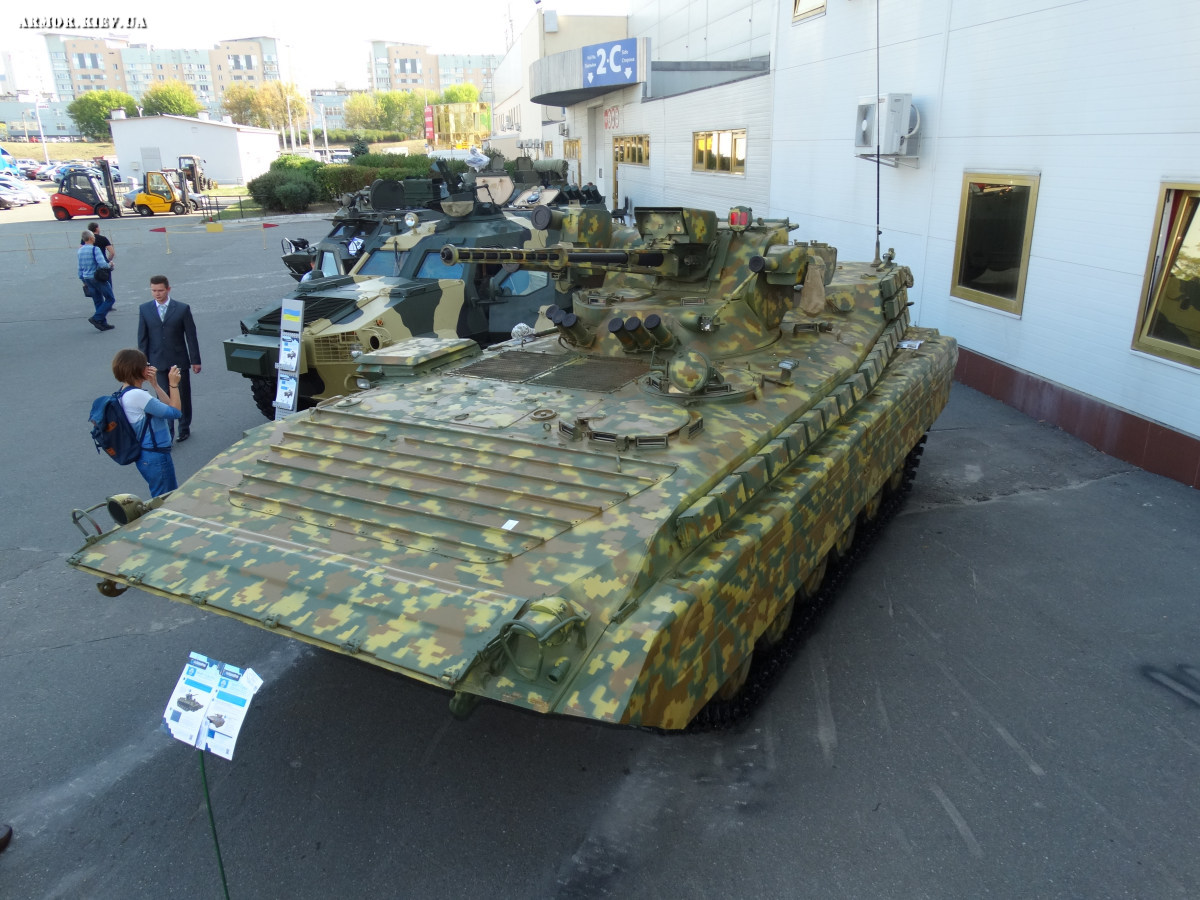 http://armor.kiev.ua/Tanks/Modern/20150922/094.jpg