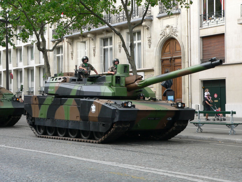 http://armor.kiev.ua/Tanks/Modern/Leklerk/leclerc_08.jpg