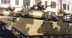 Т-84У «Оплот» на Крещатике в Киеве, 2001. © Ruben Urribarres