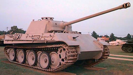 http://armor.kiev.ua/Tanks/WWII/PzV/PzV_7.jpg