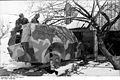 Bundesarchiv Bild 101I-207-1926-25, Jugoslawien, Zerlegen eines Panzerwagens.jpg