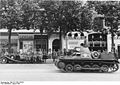 Bundesarchiv Bild 101I-256-1234-06, Paris, Wehrmachtsparade.jpg
